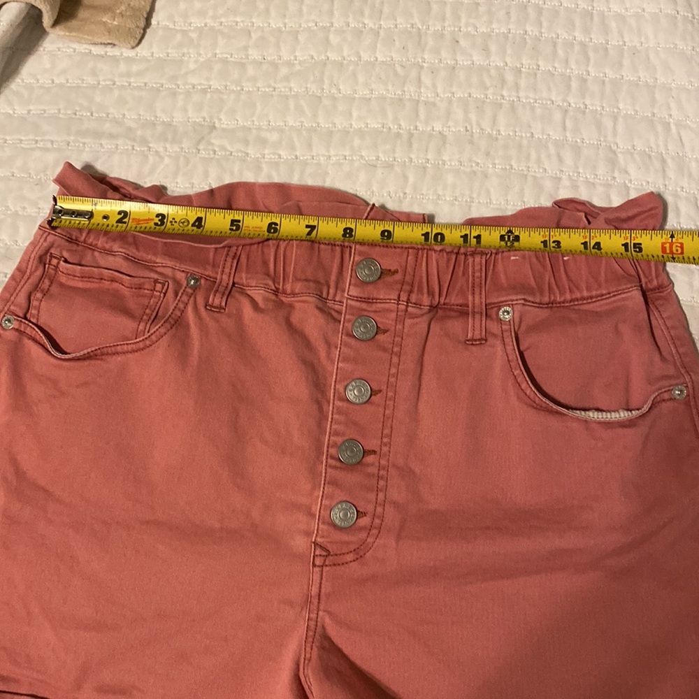 EXPRESS HIGH WAIST ROSE SHORT - Picture 5 of 11